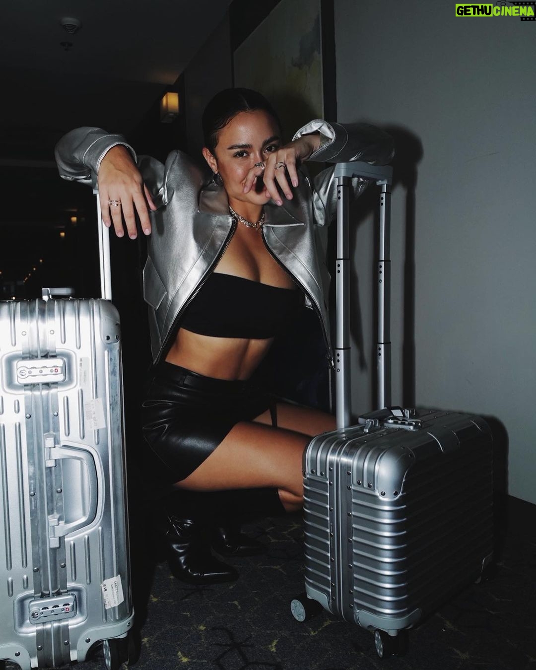 Yassi Pressman Instagram - gotta catch a flight for my show tonight đŠī¸ ~ new baby bag with me to add to the @rimowa collection at home đ¤ see yall at the Lapu-Lapu Hoops Dome tonight đ Cebu City, Philippines