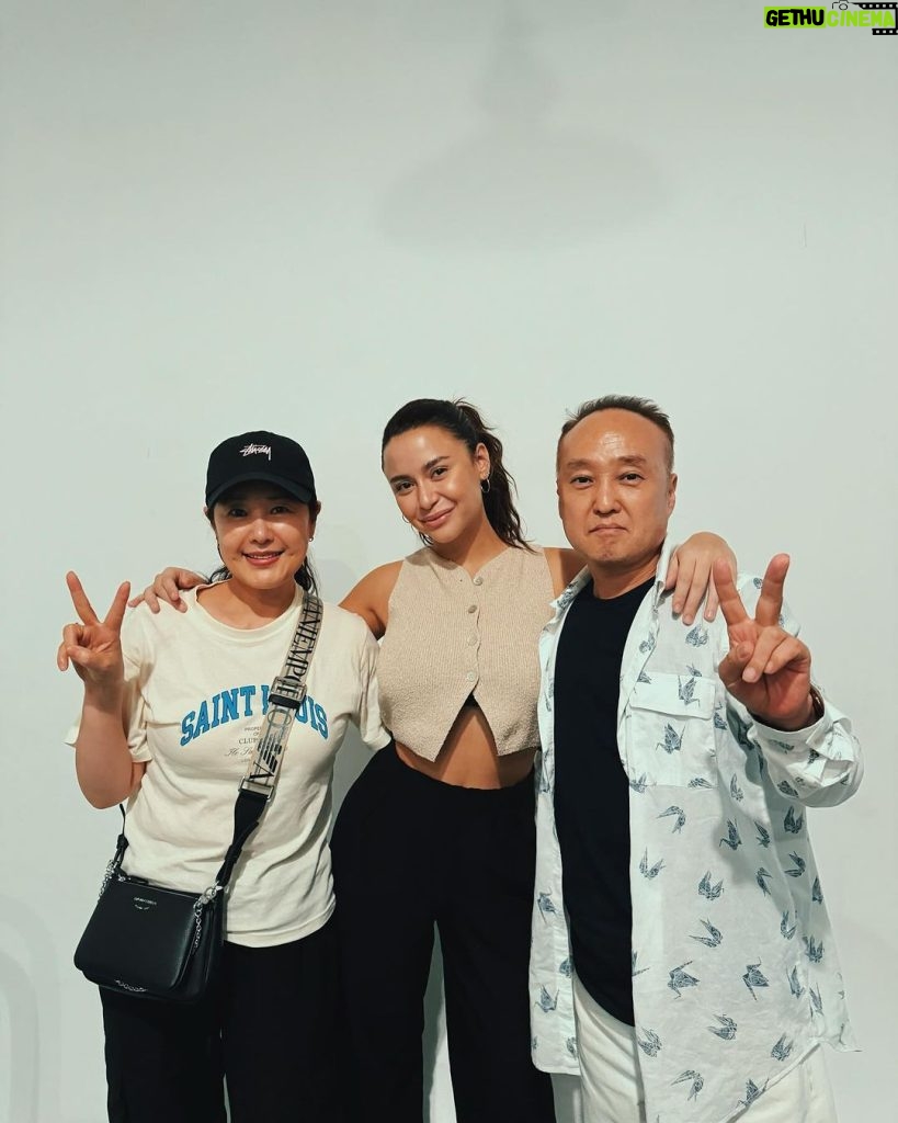 Yassi Pressman Instagram - snippets of our last day of shooting for #TheGuardian The Movie ~ missing most of our cast members in the photos! had too much fun! 🇰🇷🇵🇭 can’t for you all to see this 😭🫶🏻 감사합니다 gamsahabnida it was such a blessing to be able to work with such talented people in the industry both from our beloved Philippines and from Korea 🤍 maraming maraming salamat po! love, Sandara!