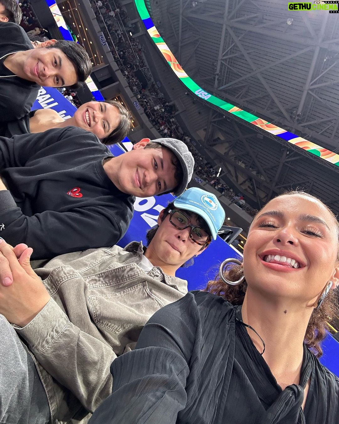 Yassi Pressman Instagram - more shmelfies!!! last na š¤£š«¶š» #FIBAWC #FIBAWorldCup2023 letsgooo 2027 𤣠meanwhile habang iniisip ang future, bumalik nalang muna tayo sa past sa 1995 sa showing ng #VideoCity sa Sept 20! 𤣠#segue lang lol hahahaha