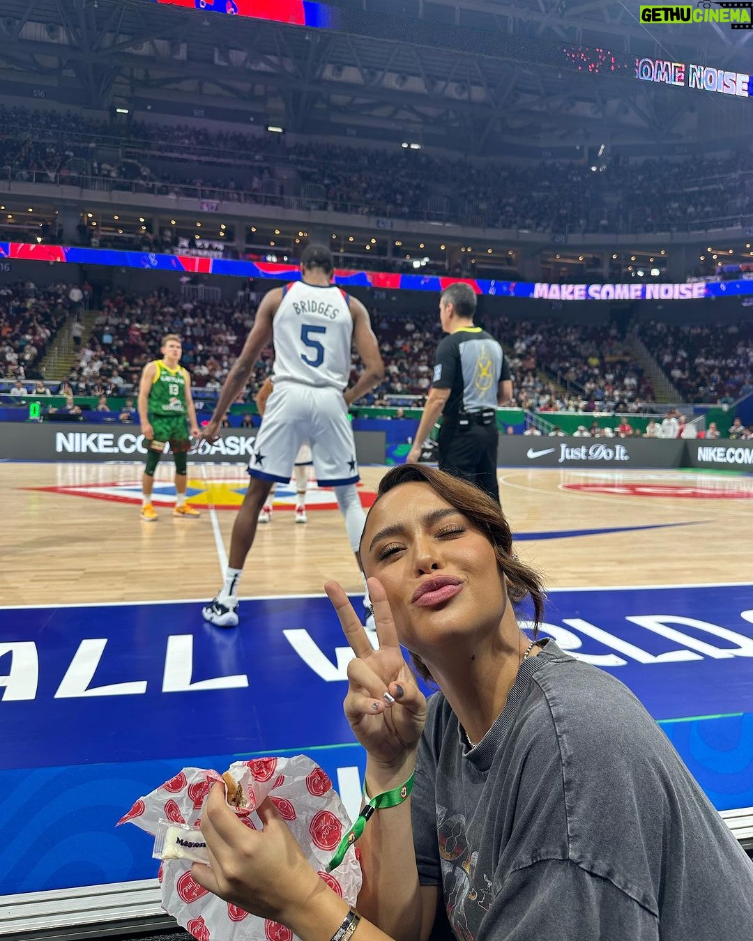 Yassi Pressman Instagram - more shmelfies!!! last na š¤£š«¶š» #FIBAWC #FIBAWorldCup2023 letsgooo 2027 𤣠meanwhile habang iniisip ang future, bumalik nalang muna tayo sa past sa 1995 sa showing ng #VideoCity sa Sept 20! 𤣠#segue lang lol hahahaha