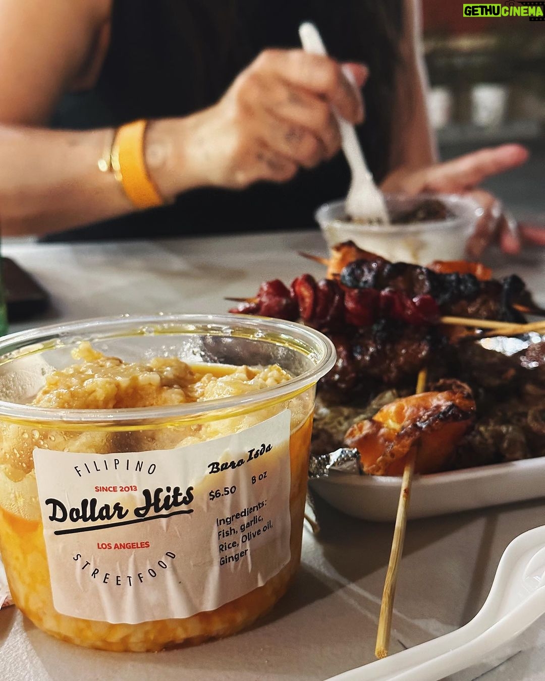 Yassi Pressman Instagram - pics I never got to post from LA & of course my midnight surprise drop by at Dollar Hits in Historic Filipinotown π Salamat poooooo! I WANT BUROOOOO n all the tusoktusok nomnomnom ++++ sum more Los Angeles, California