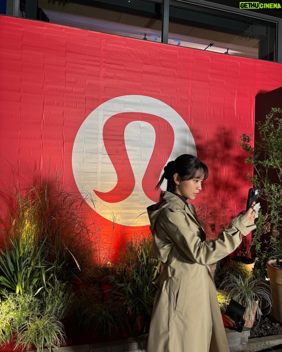 Yeri Instagram - ❤️🦾🤍 @lululemonkr #findyourwellbeing #lululemon #룰루레몬 cociety