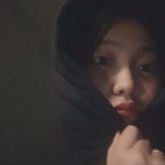 Yeri Instagram - 👧🏻🧏🏻‍♀️🥺🔙👁️‍🗨️