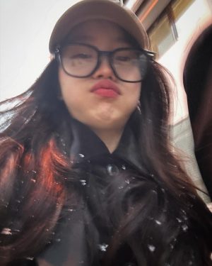 Yeri Instagram - February! and it‘s still snowing up here ♡⋆.࿐hehe