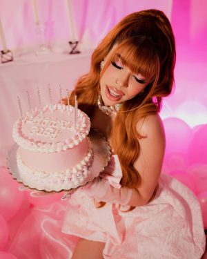 Yeri Mua Instagram - 22 🎀🎉 sagitario de diciembre claro que siiiiii🎂 ♐️