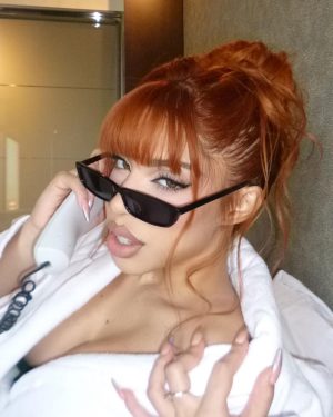 Yeri Mua Instagram - ME ESTÁ LLAMANDO UN BELLAKO☎️ 📲 DEL +569 🇨🇱😳 al (+52) 229…..📞 🇲🇽 

Quien será?🤤 (ahora busquen🫵🏻)