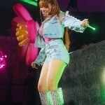 Yeri Mua Instagram – Nuestra 1era presentación de CHUPON en @bresh 🍼💖 con el flow mamalon 🔥✨ Mexico City, Mexico