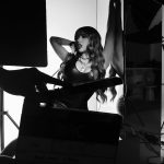 Yeri Mua Instagram - Sube la temperatura 🥵 con el NUEVO #MACximal Silky Matte Lipstick en uno de mis tonos preferidos.. Al igual que yo elige Ruby Woo y muestra tu estilo único. ¿Cuál es tu tono favorito? #iwearmac 💋