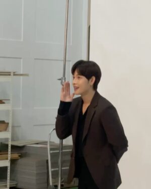 Yim Si-wan Instagram - 하아르