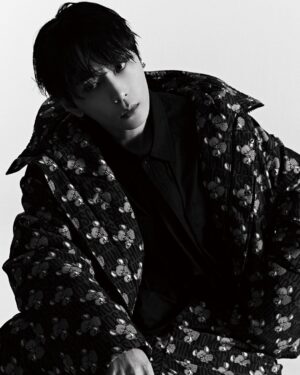 Yong Jun-hyung Instagram - @mapsworld_kr 최고...❤️