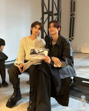 Yongsin Wongpanitnont Instagram - 즐거웠던 일정!
@samsungmobileusa @thedivestudios
@helmutlang #SamsungxDIVE
