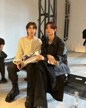Yongsin Wongpanitnont Instagram - 즐거웠던 일정!
@samsungmobileusa @thedivestudios
@helmutlang #SamsungxDIVE