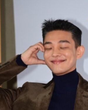 Yoo Ah-in Instagram - 감사합니다. 주제를 파악하고 분수를 알고 제 몫을 다하며 살겠습니다. 모든 여러분을 사랑합니다. 사랑으로, 또 사랑으로. 절대 꺾이지 않을 사랑 하나로.❤️🧡💛💚💙💜🖤🤍🤎❤️‍🔥🌐