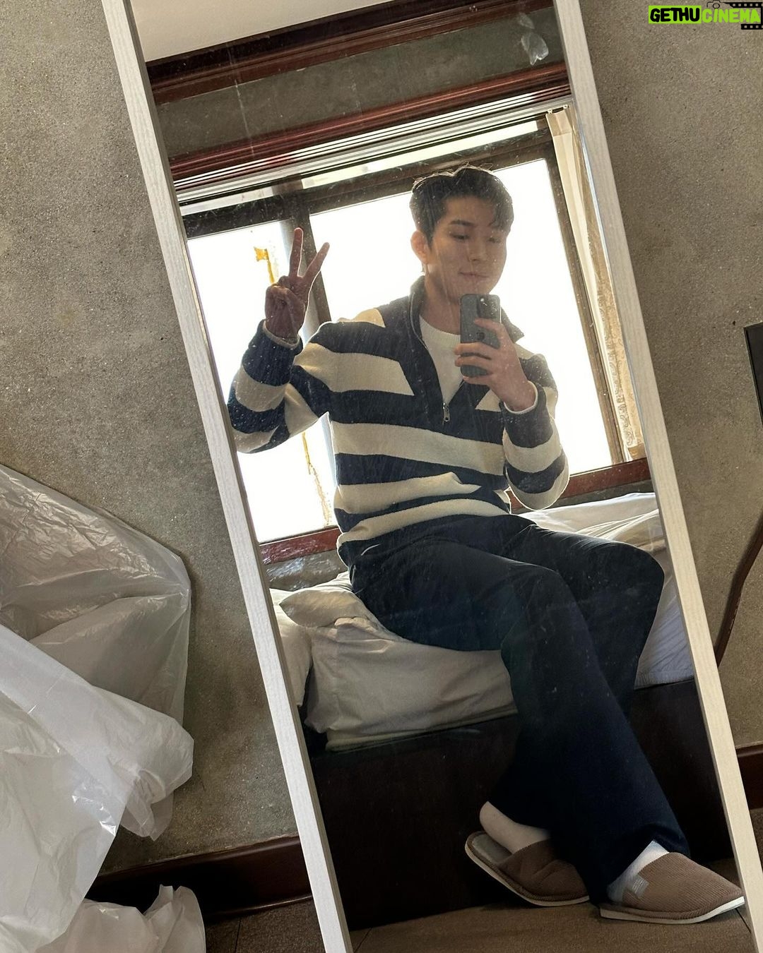 Yoo In-soo Instagram - 오늘밤 10:30 JTBC '배우반상회' 🎬