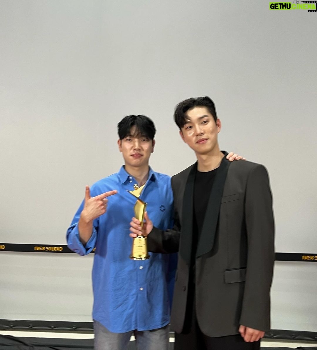 Yoo In-soo Instagram - 행복합니다..❤️ 진심으로 감사합니다..!!