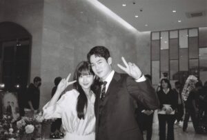 Yoo Yeon-seok Instagram - 우리 영포점 식구들📸