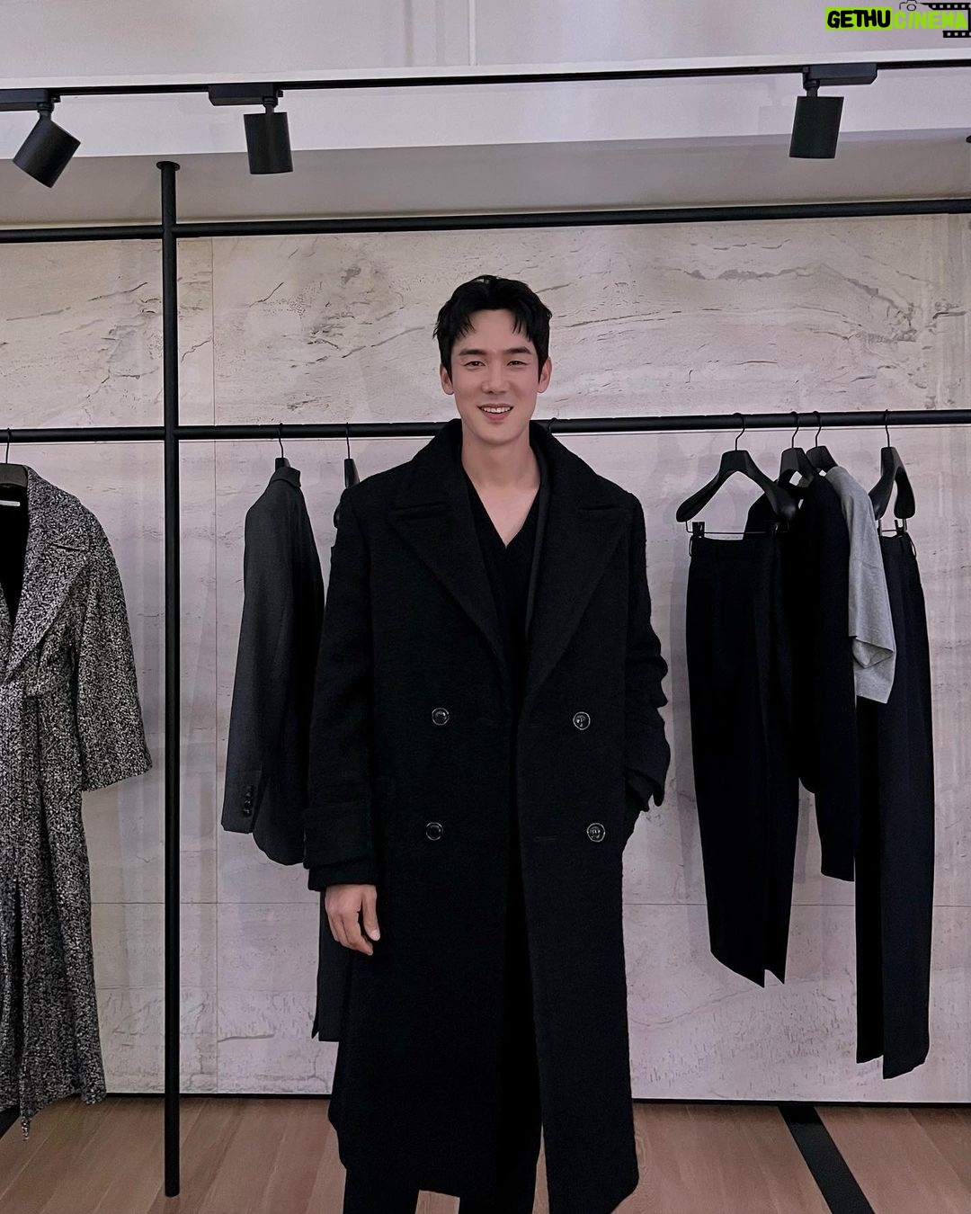 Yoo Yeon-seok Instagram - #광고 #AMI #아미 #아미가로수 #AmiParis #alexandremattiussi @amiparis ❣️
