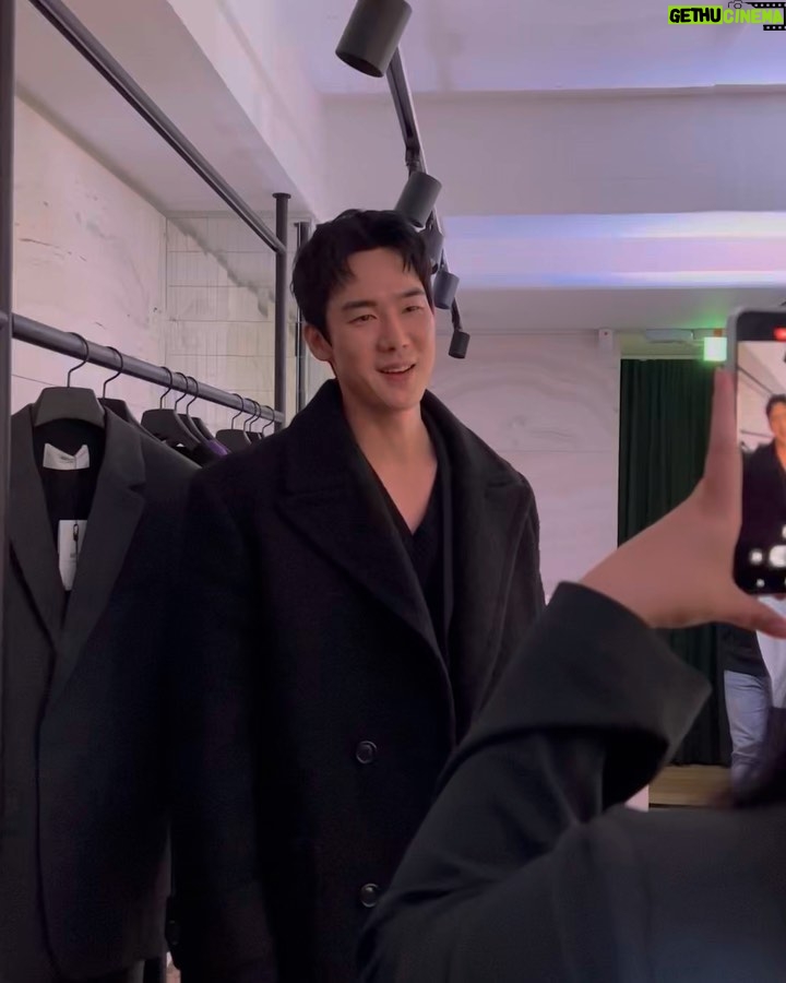 Yoo Yeon-seok Instagram - #광고 #AMI #아미 #아미가로수 #AmiParis #alexandremattiussi @amiparis ❣️