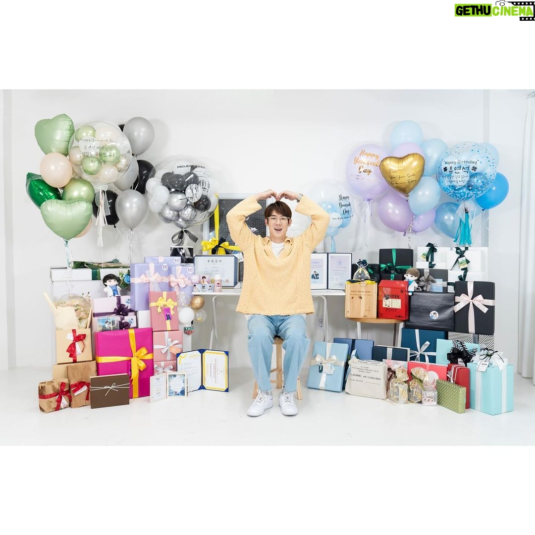 Yoo Yeon-seok Instagram - 정성스럽고 소중한 마음들 덕분에 정말 감동적인 생일 보냈어요!!! 항상 감사합니다~ 축하해주신 모든분들 덕분에 너무 행복 하루 보냈습니다~~!!!❤️