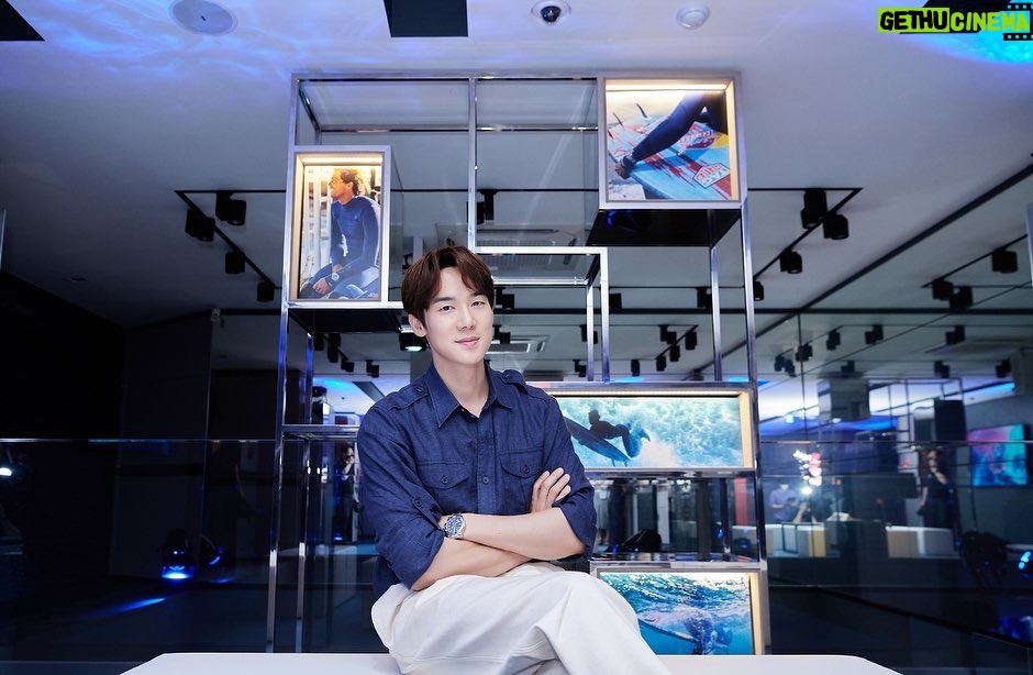 Yoo Yeon-seok Instagram - #태그호이어 #아쿠아레이서프로페셔널300 #TAGHeuerAquaracer #BeyondTheEdge