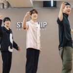 Yoo Yeon-seok Instagram – 💥몬스타엑스💥와 함께 촬영한 주말연석극 너무 너무 즐거웠어요.🥰 저는 멤버들에게 댄스 특강을 받아서 틱톡 갬블러 챌린지에 도전했어요! 그리고 아이돌 엔딩요정 표정이랑 꾸꾸까까..도 배워봤습니다…😂 ㅋㅋ
우리 몬스타엑스 신곡 많이 사랑해주시고,
토요일 밤 8시 주말연석극도 재밌게 봐주세요🤍
그럼…. 딜!!🎲👍🏽
@official_monsta_x
#몬스타엑스 #MONSTAX #GAMBLERchallenge #One_Of_A_Kind #주말연석극