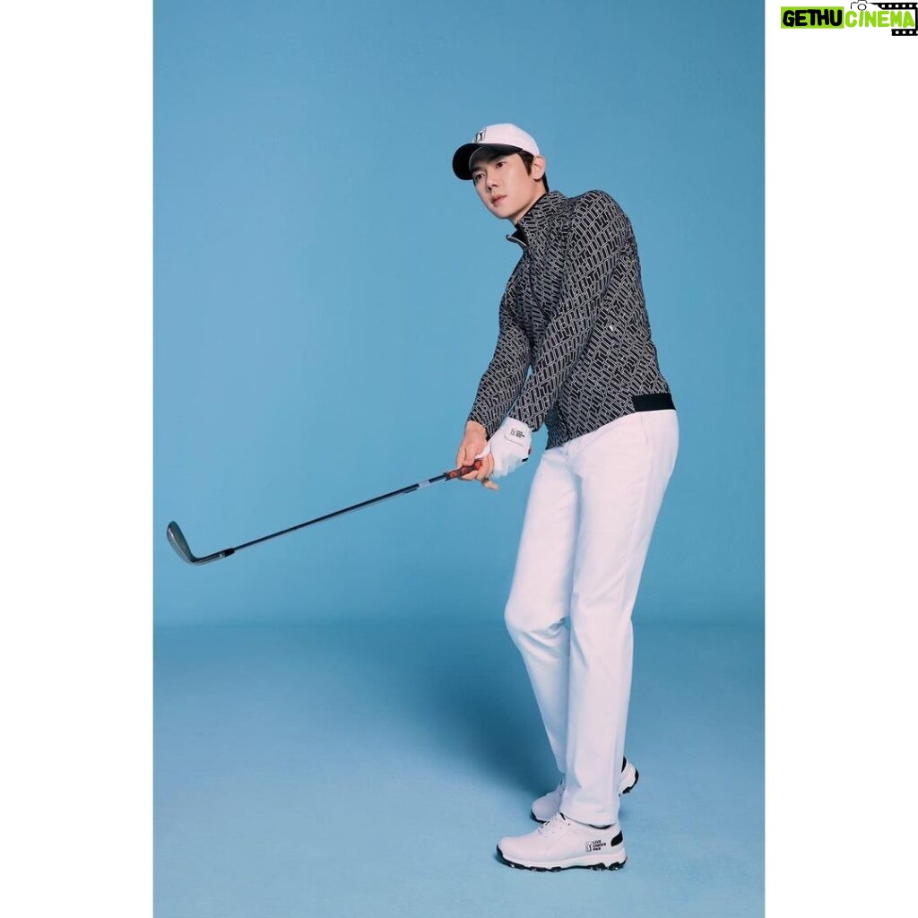 Yoo Yeon-seok Instagram - 🏌🏻‍♂️골프의 계절이 다가오네요~~!!! 늘 완벽한 핏으로 라운딩을 즐기게해주는 골프웨어!!!👍🏽😍 #광고 #프로가선택한 #PGATOUR골프웨어 #LPGA골프웨어 #고진영프로