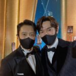 Yoo Yeon-seok Instagram - 3번째 진행 맡은 청룡영화상! 하지만 여전히 떨리네요. 혜수 선배님 올해도 감사했습니다. 그리고 오랜만에 만난 My Mr.Sunshine. 렌즈를 찾아 방황하는 그의 눈동자 ^^ 모두 반가웠어요!!!