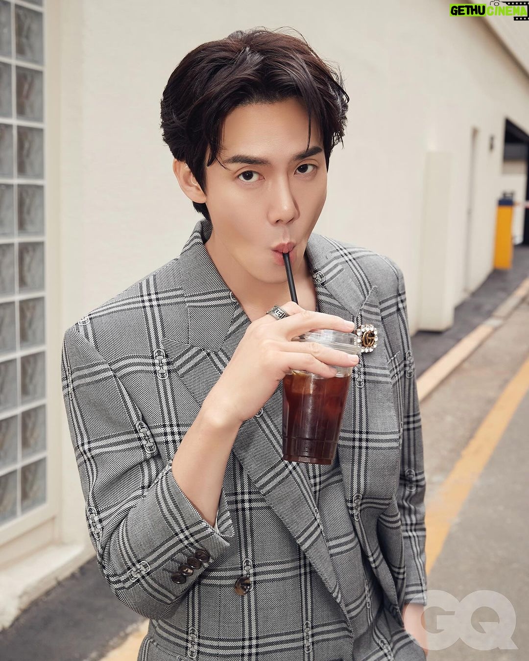 Yoo Yeon-seok Instagram - @gqtaiwan #GQTAIWAN #2024SuitWalk