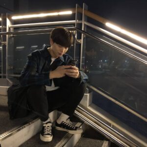 Yook Sung-jae Instagram - 