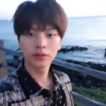 Yook Sung-jae Instagram - 행복만 가득한 추석 보내세요!!