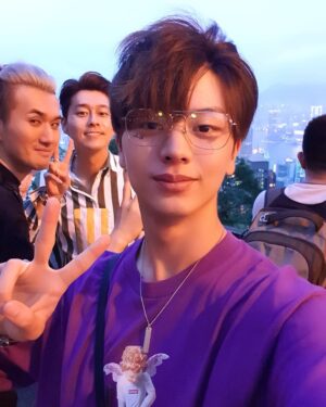 Yook Sung-jae Instagram - 😎
