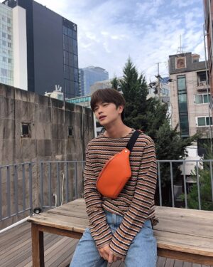 Yook Sung-jae Instagram - 