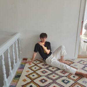 Yook Sung-jae Instagram - 퍼스트룩 비하인드 컷!😎