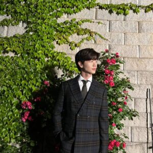 Yook Sung-jae Instagram - 😎👍