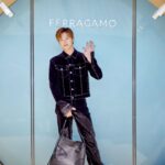Yook Sung-jae Instagram - 성수동 카페 오우드에서 열린 @FERRAGAMO 2023 프리폴컬렉션 #광고 #FERRAGAMOPF23 @FERRAGAMO @_MAXIMILIANDAVIS_