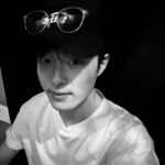 Yoon Chan-young Instagram - 따듯했던 반짝이는 💫