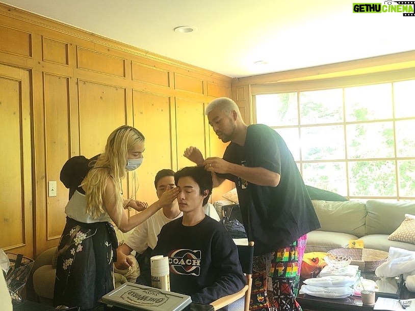 Yoon Chan-young Instagram - Great experience with @coach Thank you all ☺️