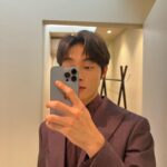 Yoon Chan-young Instagram - 2022 뉴시스 한류엑스포 값진 상 감사합니다 ‘지금 우리 학교는’을 사랑해주시는 모든 팬분들 그리고 저를 응원해 주시는 분들 너무 감사드립니다 더욱 진실되고 최선의 모습 보여드리도록 꾸준히 노력해 나아가겠습니다 모두들 감사합니다 언제나