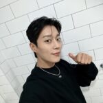 Yoon Doo-joon Instagram - 날씨가 많이 쌀쌀해졌습니다! 감기 조심하시구 이번주도 화이팅합시다👍👍👍👍💪💡