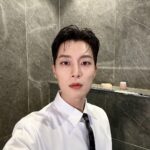 Yoon Doo-joon Instagram - 한국 도착하니 벌써 월요일이네요! 사우디아라비아 라이트분들 너무 너무 반가웠고 고마웠습니다! 이번주도 건강한 한 주 보내자구요👍