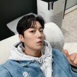 Yoon Doo-joon Instagram - 벌써 2월달이라니 시간이 역시 빠르게 흐르네요. 다가오는 설 연휴를 바라보면서 이번주도 화이팅 해봅시다👍👍👍👍💪