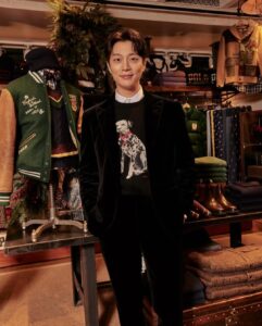 Yoon Doo-joon Instagram - 2023 Celebration with T1 & Polo Ralph Lauren 폴로 랄프 로렌 그리고 T1과 함께한 특별한 시간! @poloralphlauren @t1lol #PoloRalphLauren #폴로랄프로렌 #T1WIN #T1Fighting