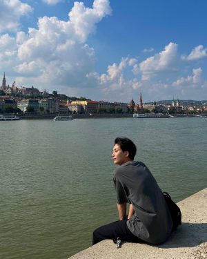 Jeonghan Instagram - Budapest✨
