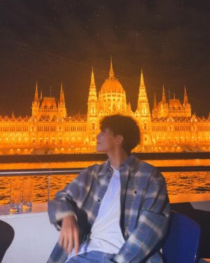 Jeonghan Instagram - Budapest✨