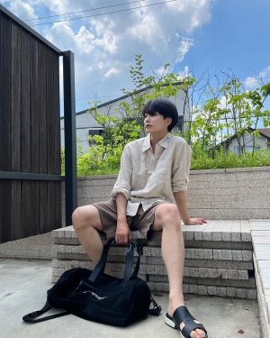 Jeonghan Instagram - @ysl @anthonyvaccarello 😎