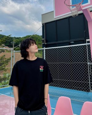 Jeonghan Instagram - 💎💙💖