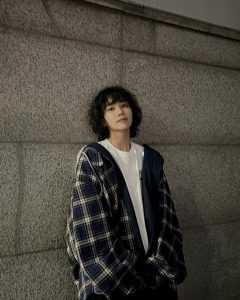 Yoon Jeong-han Instagram - 뽀글뽀글🙈