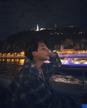 Jeonghan Instagram - Budapest✨