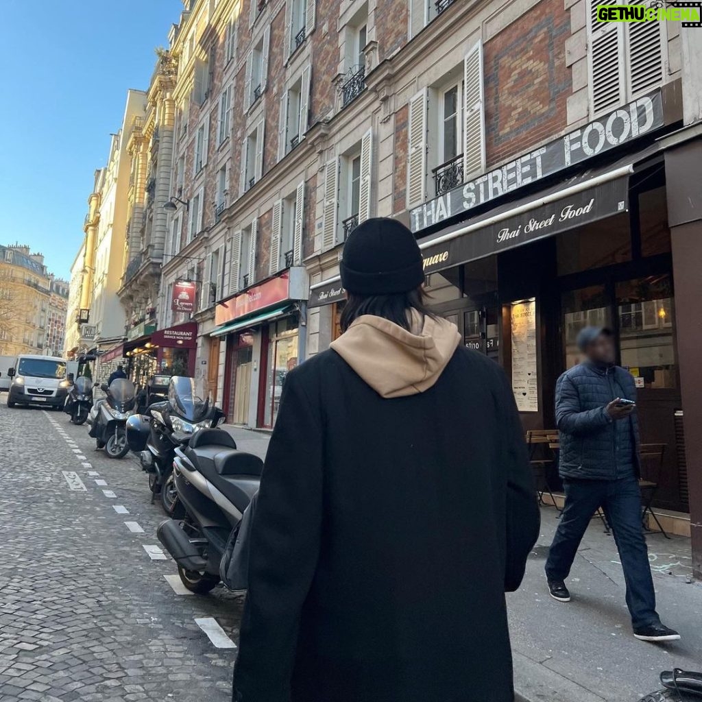 Yoon Jeong-han Instagram - Montmartre