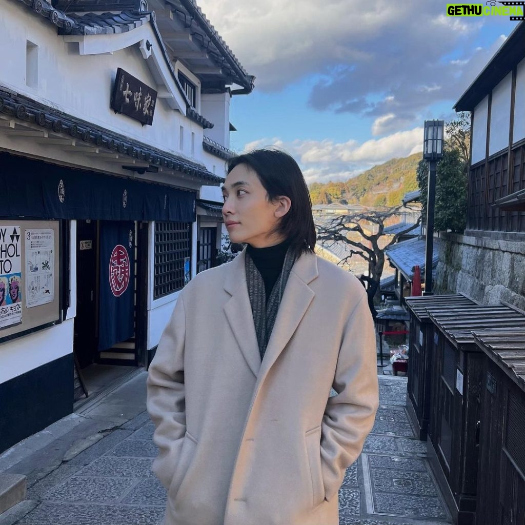 Yoon Jeong-han Instagram - ☕️